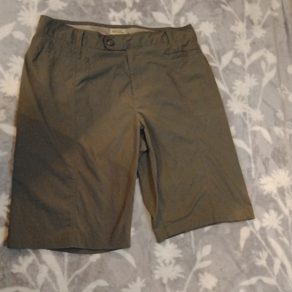 EUC Royal Robbins Hiking/Travel Weather Resistant Khaki Shorts Sz 14